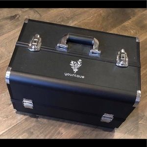Younique makeup trunk case